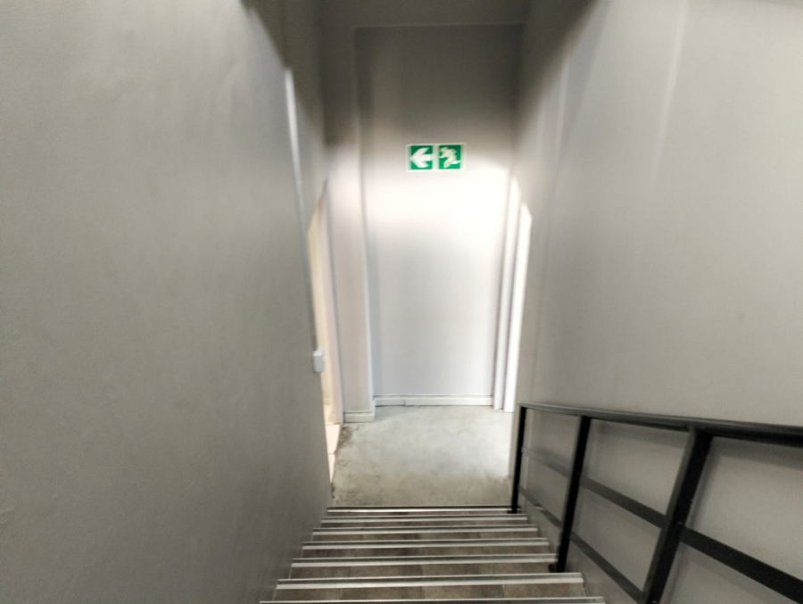 To Let Commercial Property for Rent in Rosenpark Western Cape